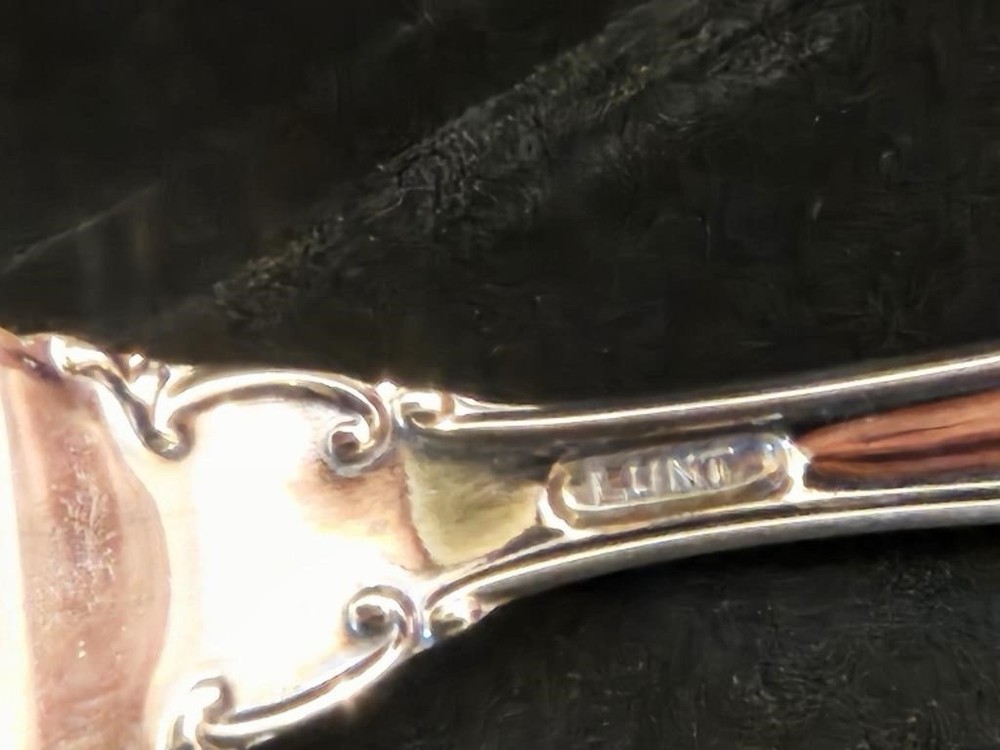 Lunt Silversmiths Haverford Pattern Silverplate Flatware 33 Pieces