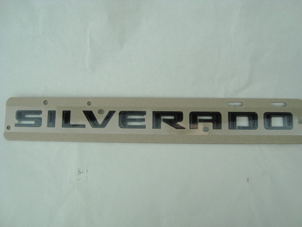 2 Chevrolet Silverado Script Emblems OEM 07-19 15129652 Black 1500 2500 3500 A2