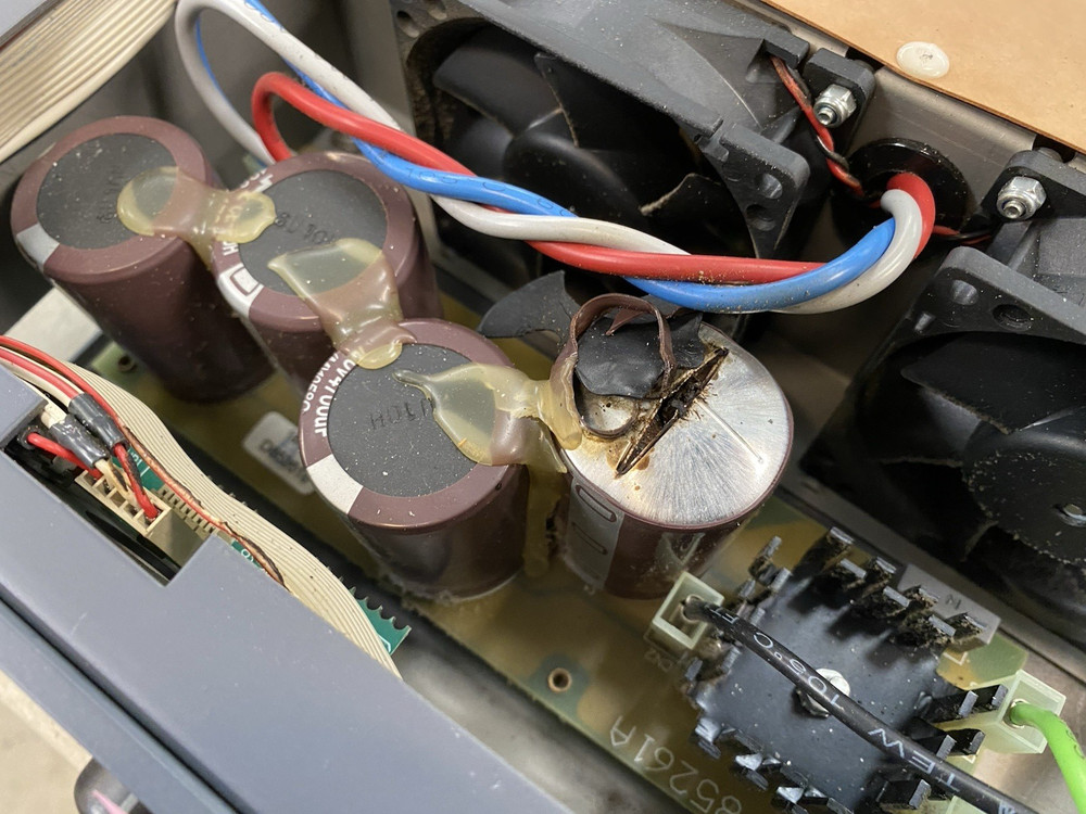 Electro-Voice P1200 Precision Power Amplifier - FOR REPAIR