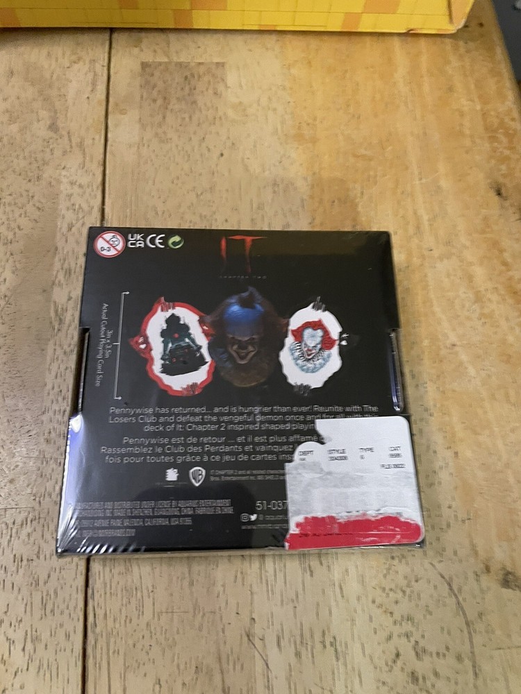 AQUARIUS IT Chapter 2 Shaped Playing Cards NEW