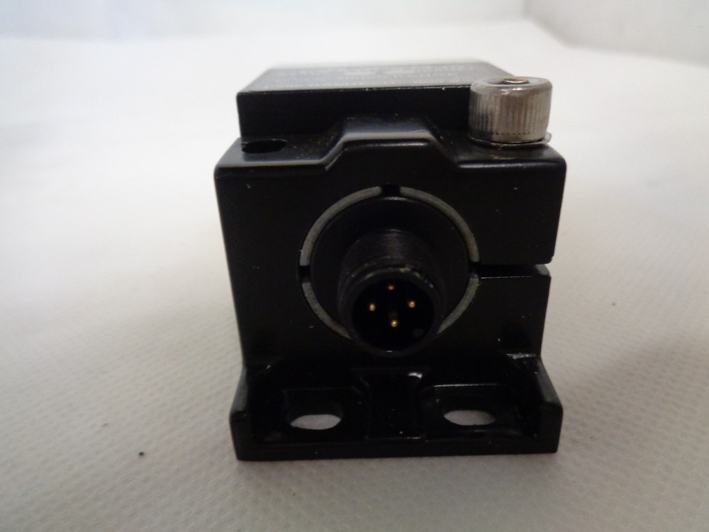 NEW NAMCO EE510-91440 PROXIMITY SENSOR