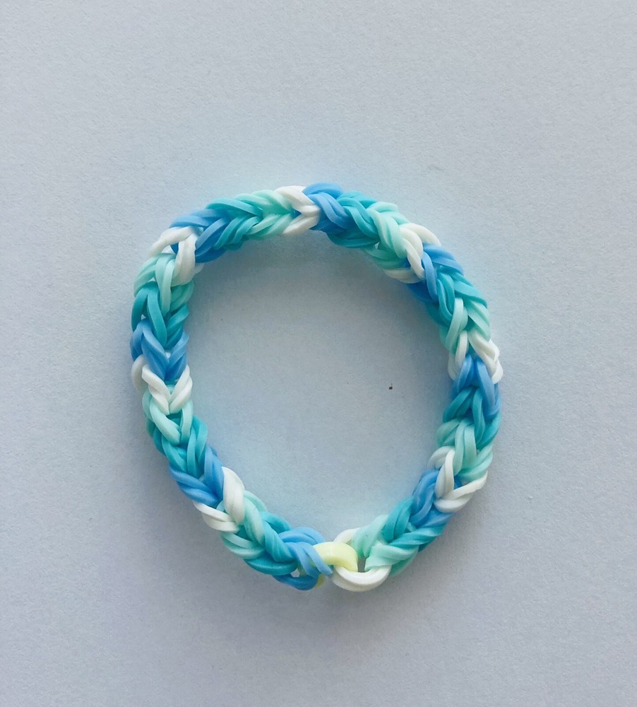 (2 PACK) Random Rainbow Loom Bracelet Nation Colors