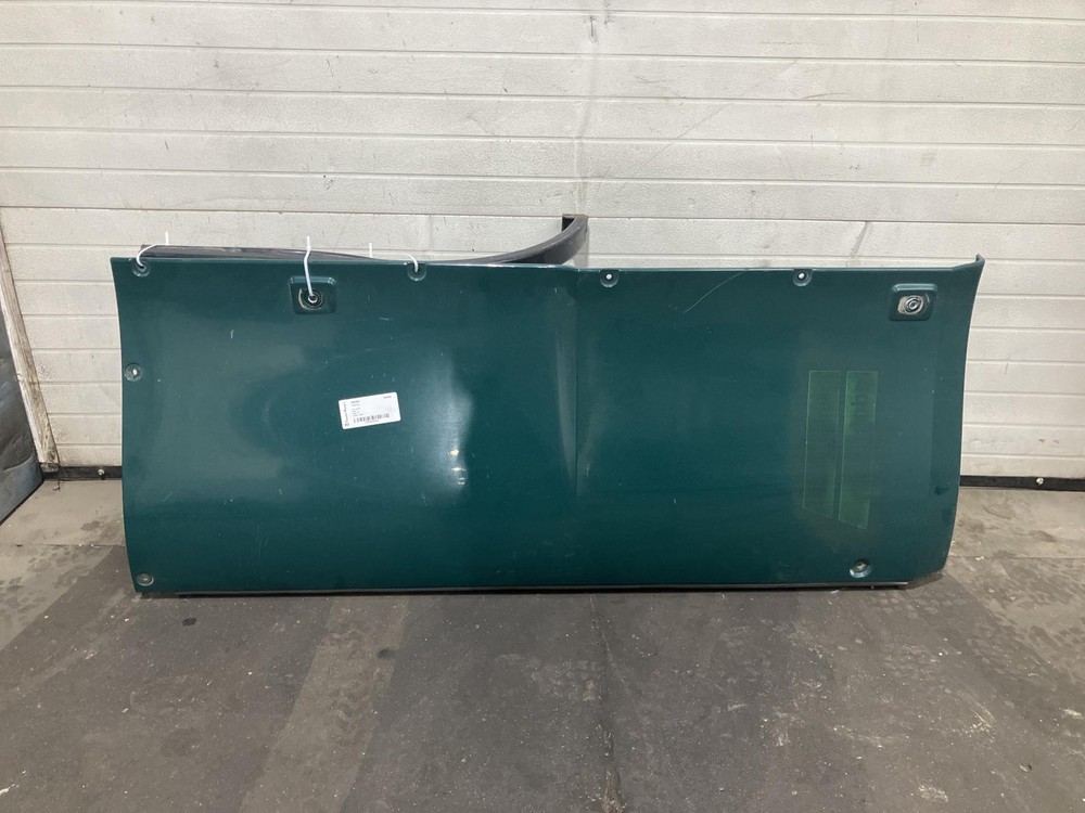 Mack CXU613 GREEN LOWER Side Fairing/Cab Extender - Used