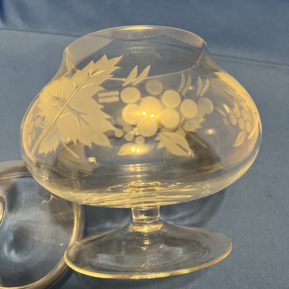 Vintage Leaf & Grape Pattern Etched Candy Dish With Lid 7.5”