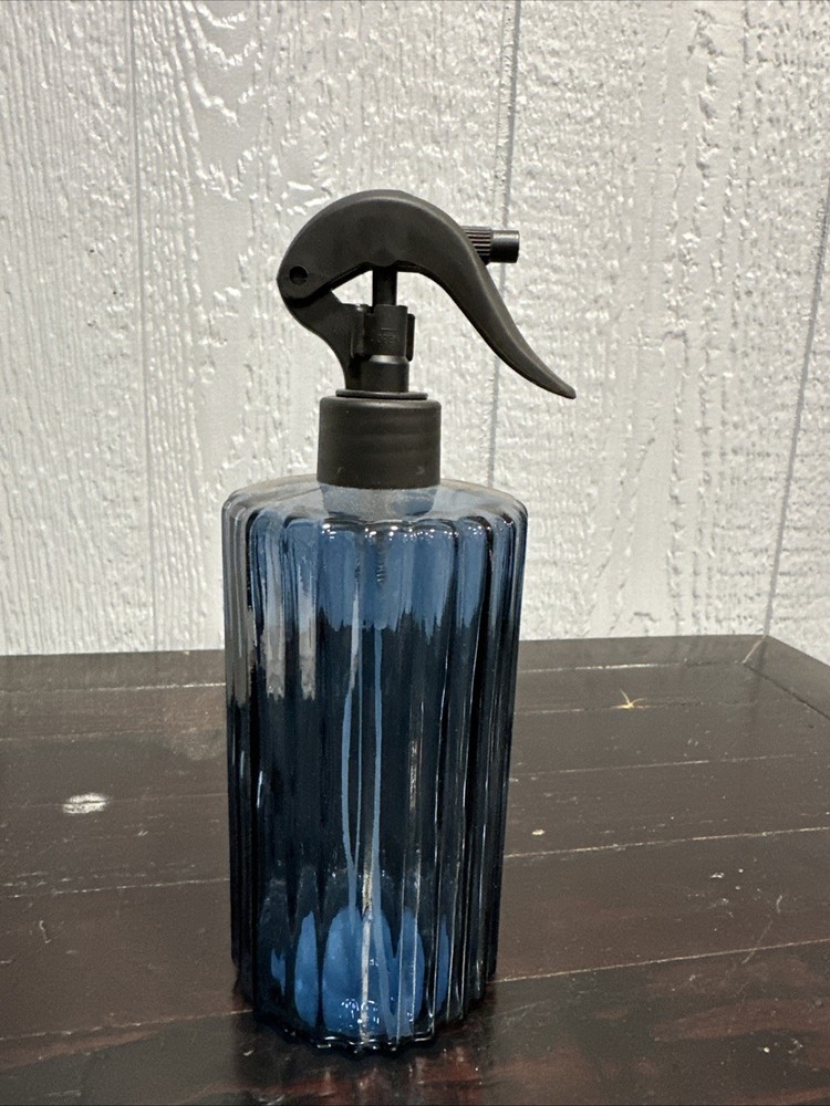 Glass Spray Bottle - Blue (NEW)