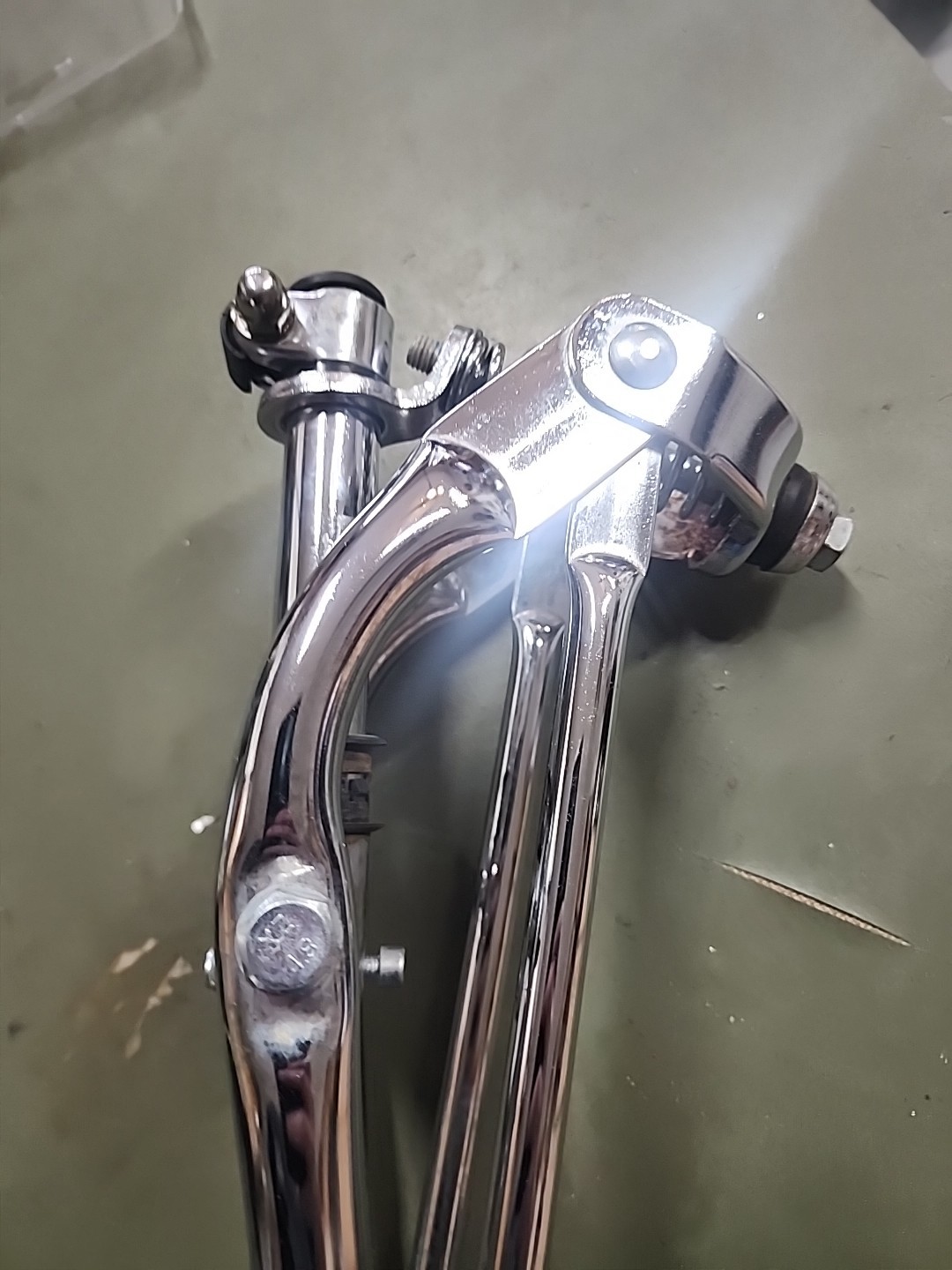 SCHWINN LIL STINGRAY TRICYCLE CHROME SPRINGER FRONT FORK HARD TO FIND NICE L$$K