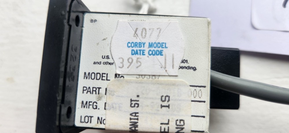 Corby 4077 Wiegand Sensorkey Miniature Black Insertion Reader In-The-Wall 5-12v