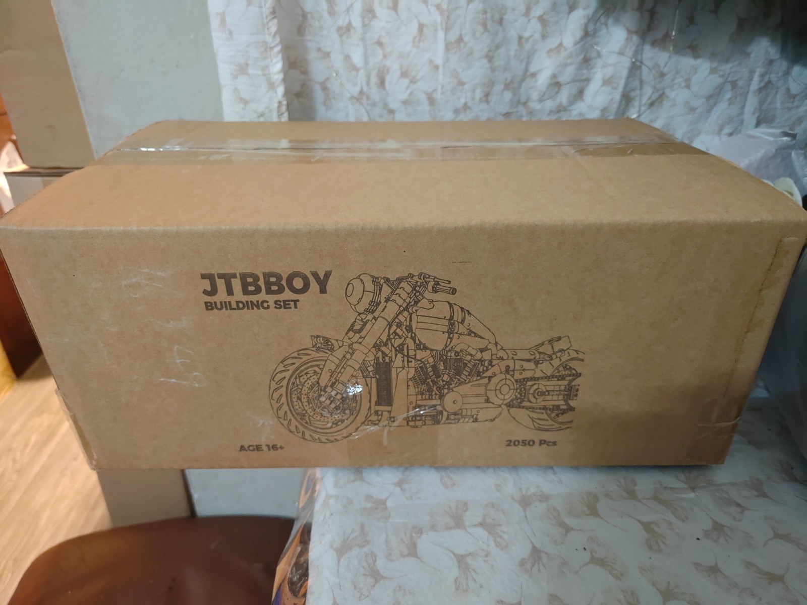 Motorcycle Building Set 2050pc Brand New Never Opened Box