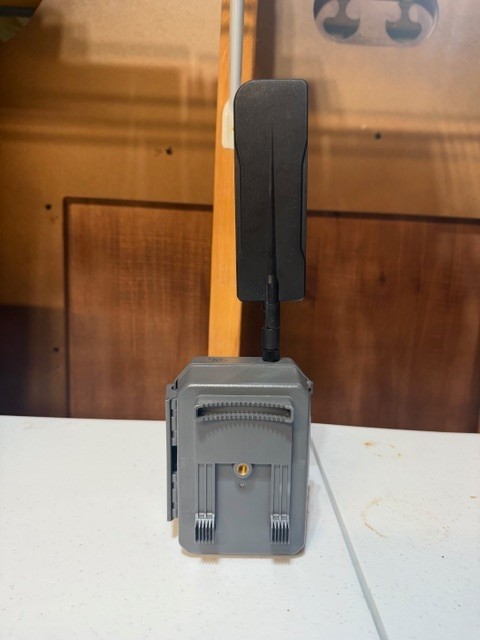 Ridgetec Lookout-X 4G LTE Cellular Trail Camera Bundle