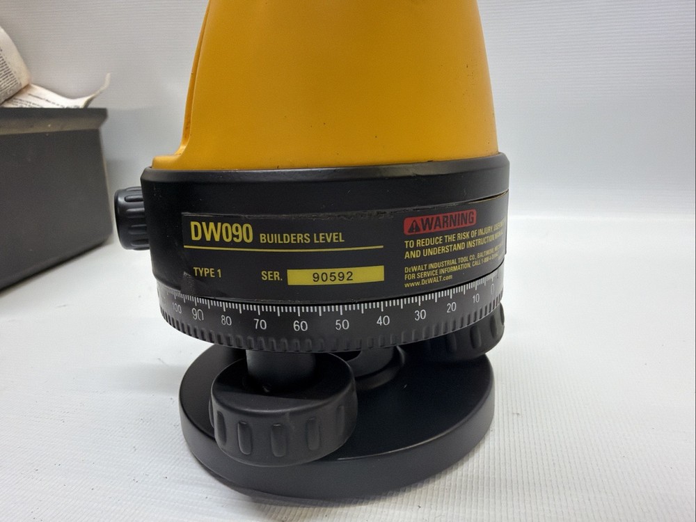 DEWALT DW090 Builder’s Level