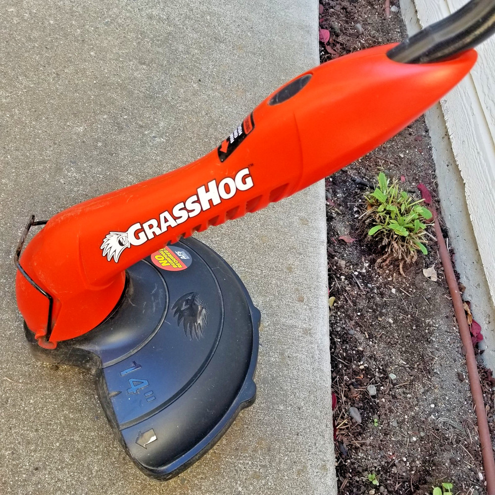 Black & Decker GrassHog 14" Weed Eater Automatic Feed Spool No Bumping Required