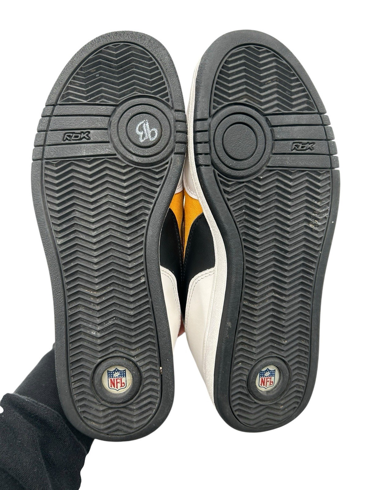 NFL Reebok Pittsburgh Steelers Shoes Size 8