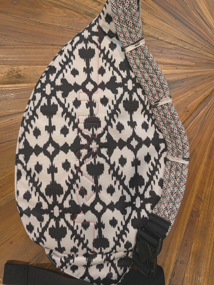 KAVU Patterned Canvas Hiking Daypack Zip Closure Adjustable Strap Black White