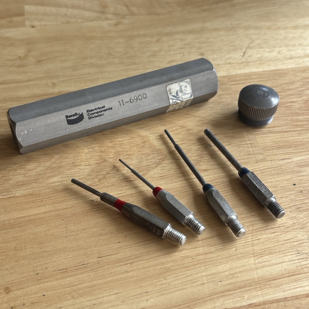 Bendix Extraction Insertion Removal Tool Kit 11-6900