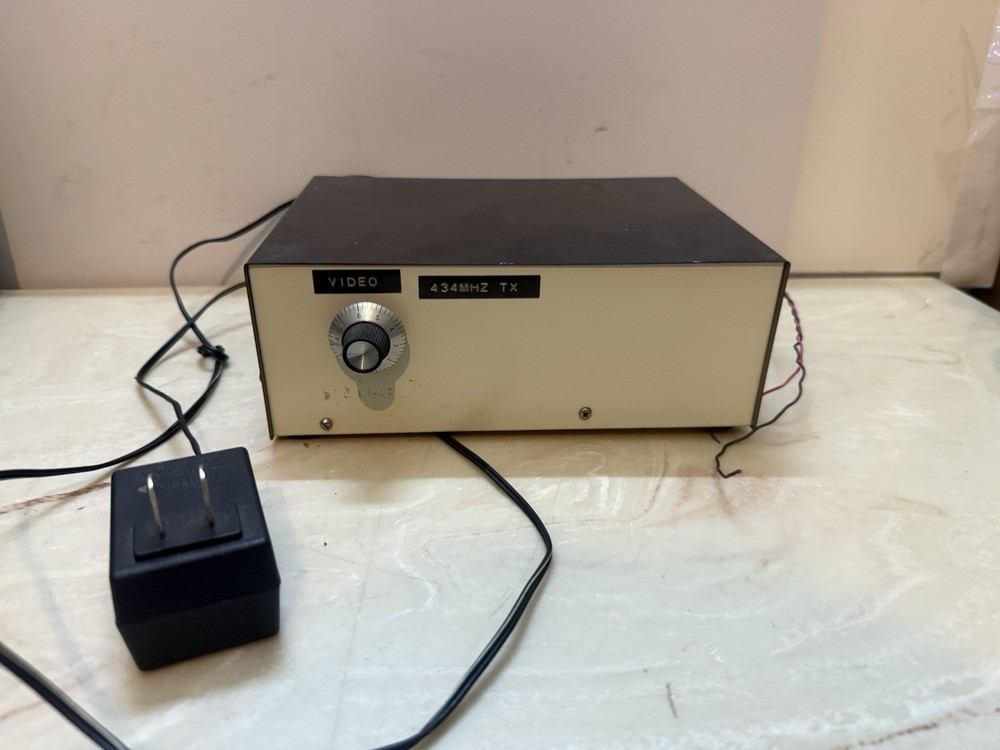 Video RF  Ham Radio Transmitter 534MHZ TX Vintage