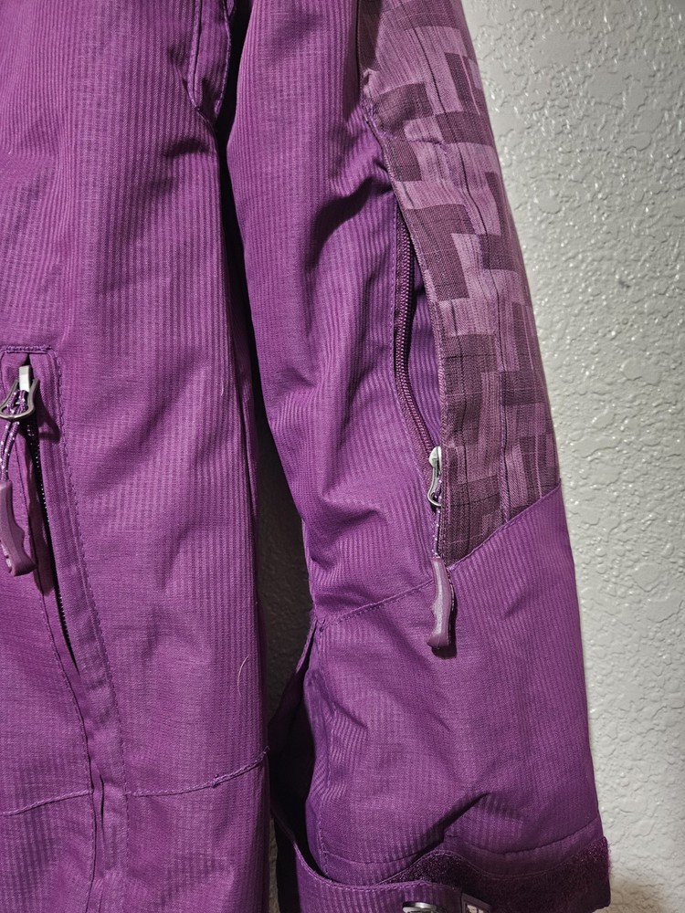 synthetic snowboarding jacket, Morrow Women's Medium snowboard 🏂