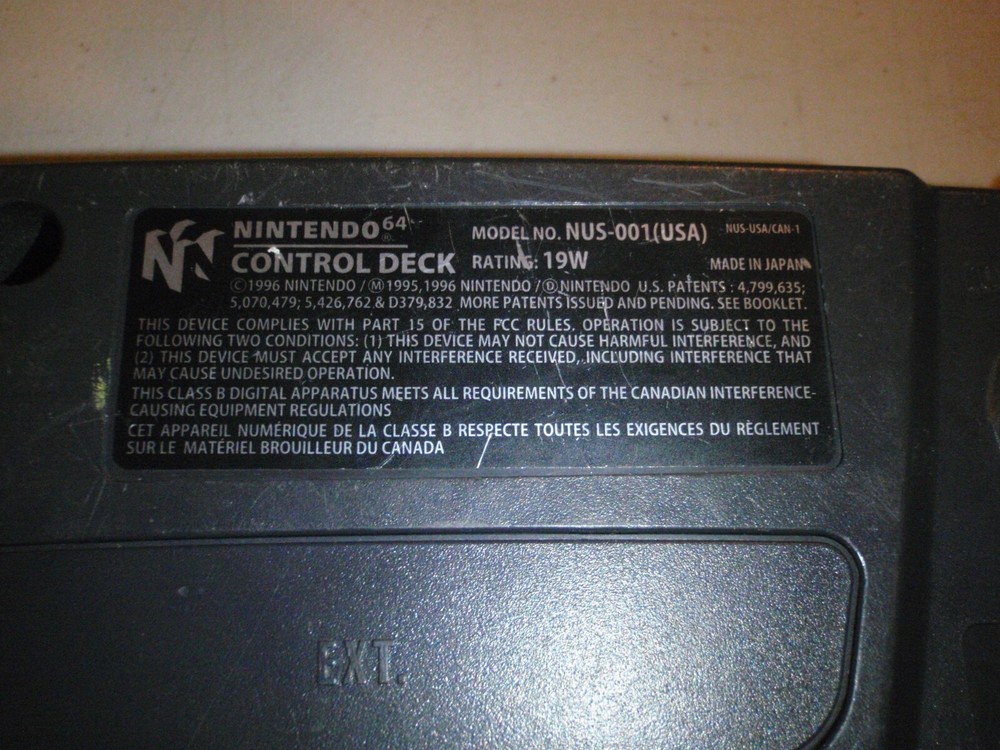 NINTENDO 64 N64 SYSTEM WITH 4 CONTROLLERS TESTED