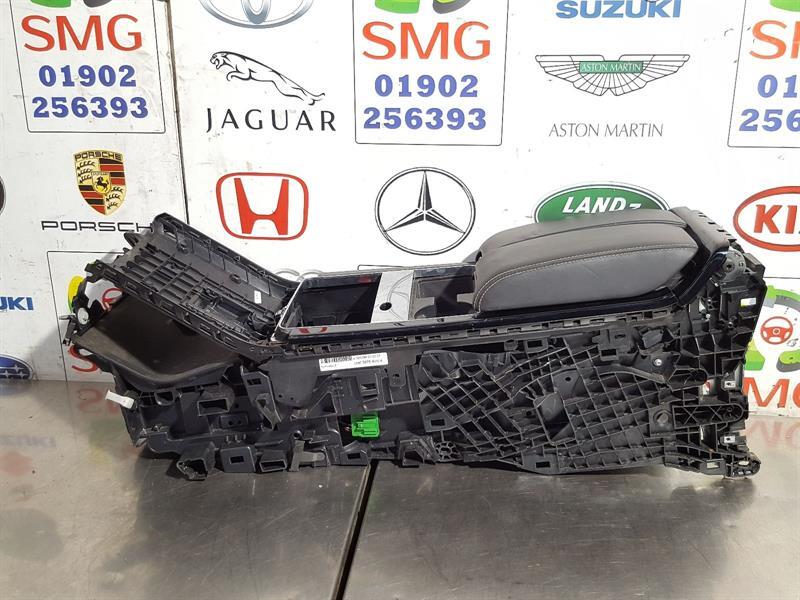 RANGE ROVER VELAR L560 CENTRE CONSOLE ARMREST