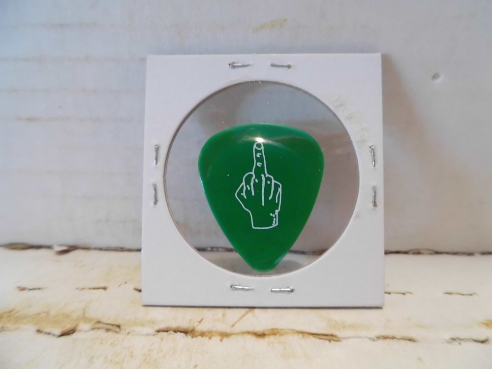 KISS "FLIPPIN THE BIRD" GUITAR PICK~READ DESCRIPTION (18A~14)