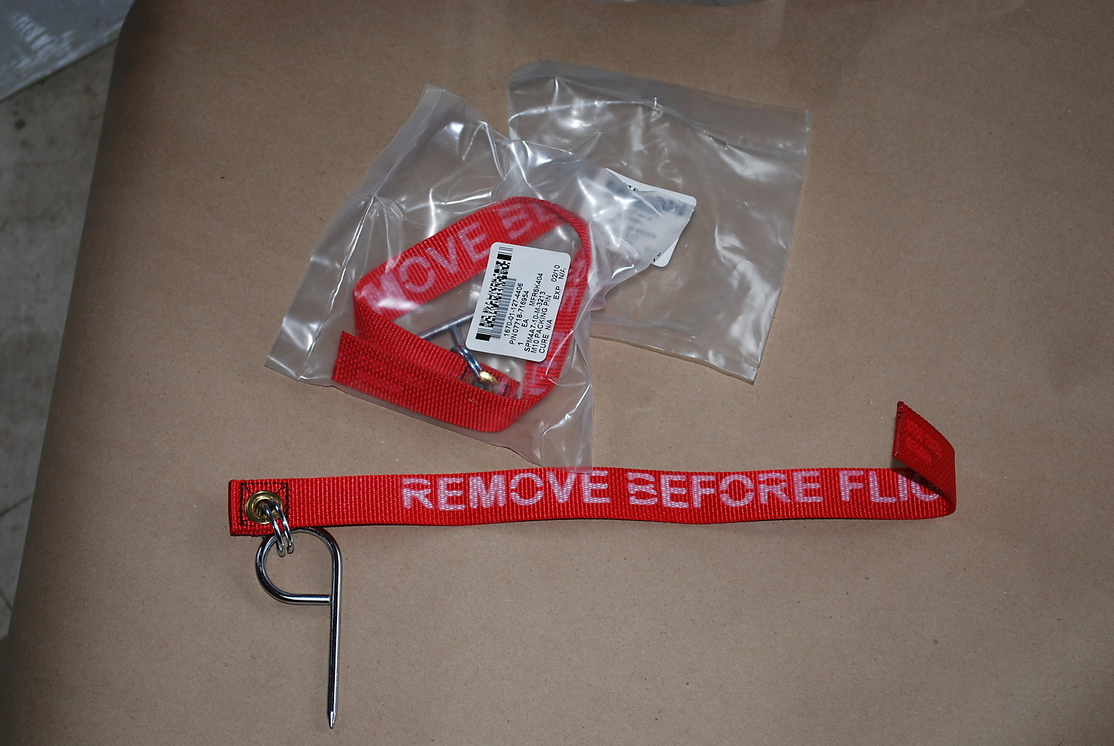AIRCRAFT REMOVE BEFORE FLIGHT FLAG W/PIN  1670-01-127-4406 15" LONG 1" WIDE 2 EA