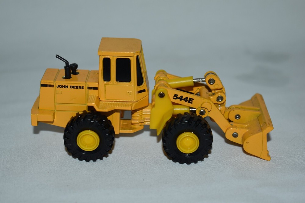 Ertl 1:64 John Deere 544E Wheeel Loader