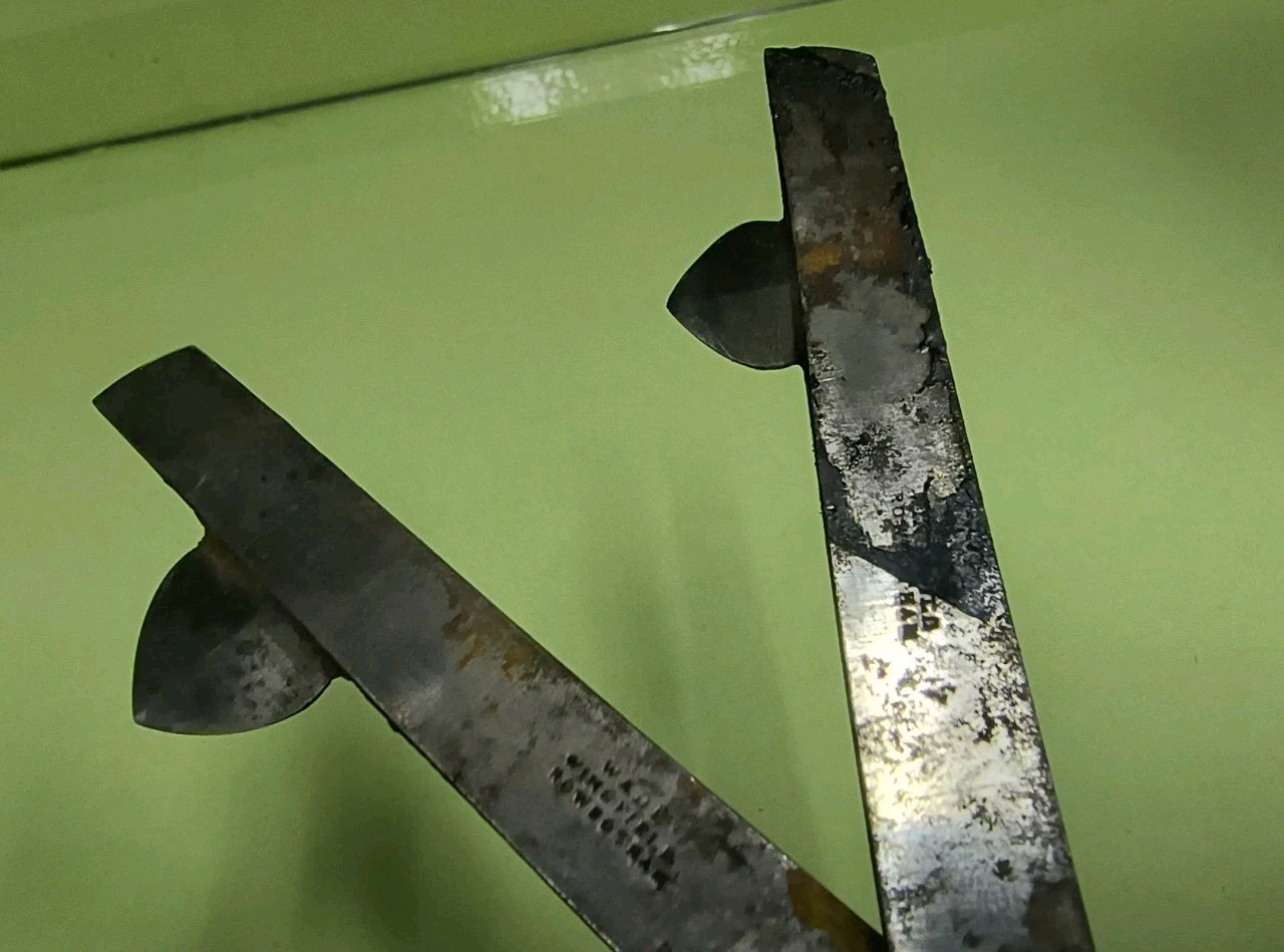 Antique Wade Wingfield & Rowbotham 3 Blade Blood Letting Fleam Bleeder Tool