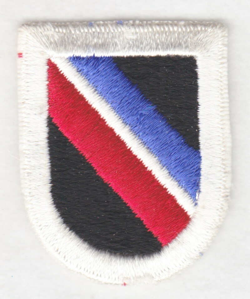 Army Beret Patch: Special Operations Command, South - cut edge
