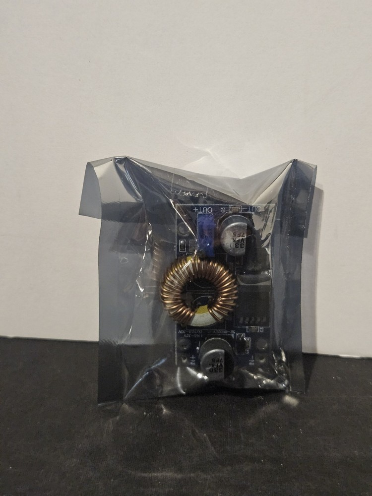 XL4015 DC-DC step-down adjustable power supply module
