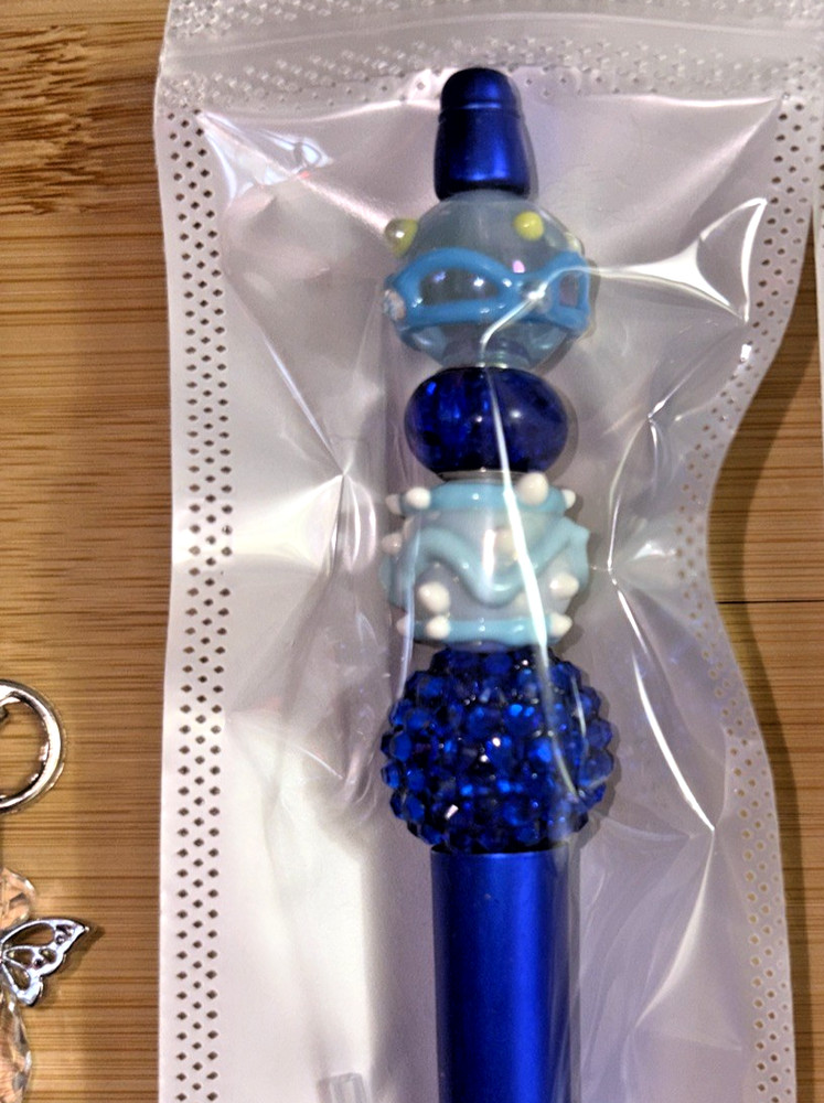 2 HAND MADE BEAD PENS & BEAD KEY CHAIN - & INK REFILL- blue