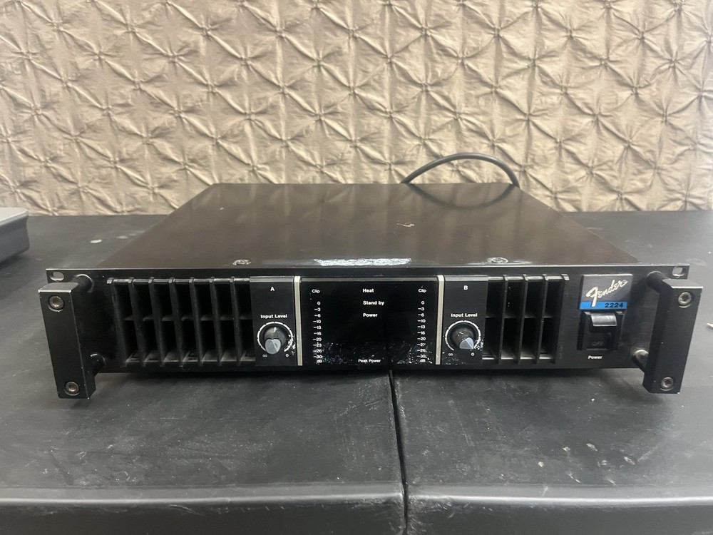 Fender Model 2224 Power Amplifier