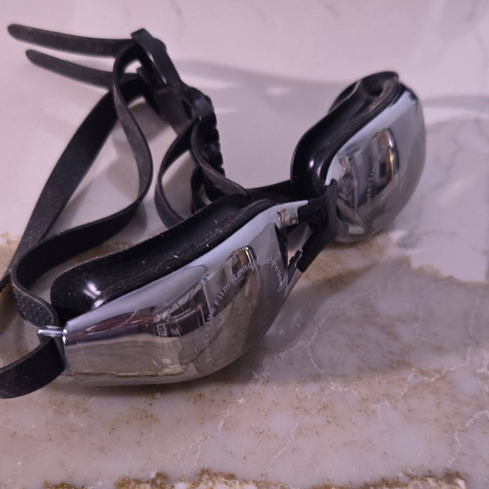 Mirrored Swimming Goggles Black Adjustable Strap
