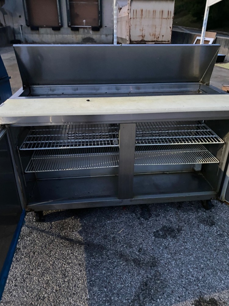 Avantco Refridgerator deli station