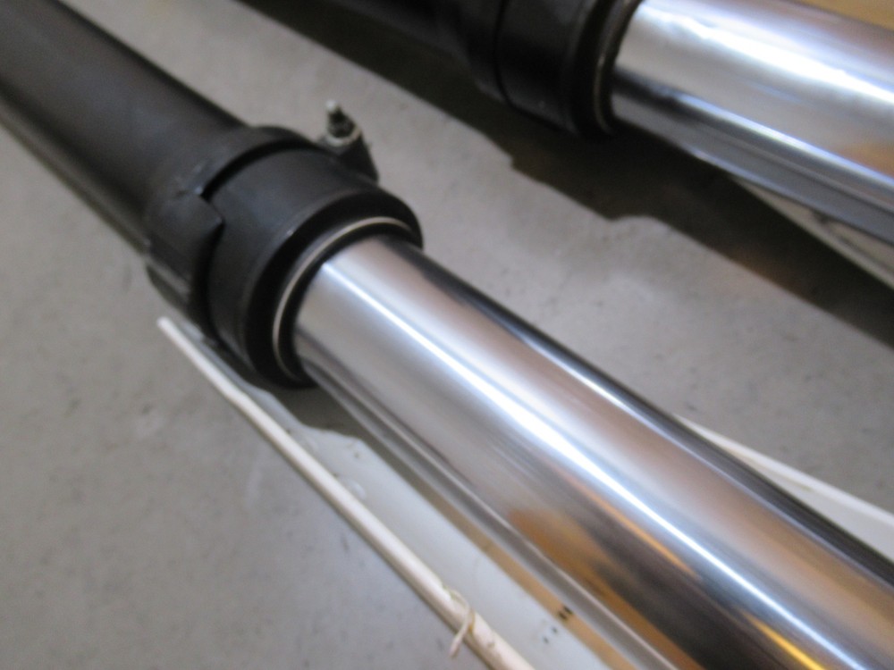 Husqvarna SMS 630 Forks Left Right Shocks 2011