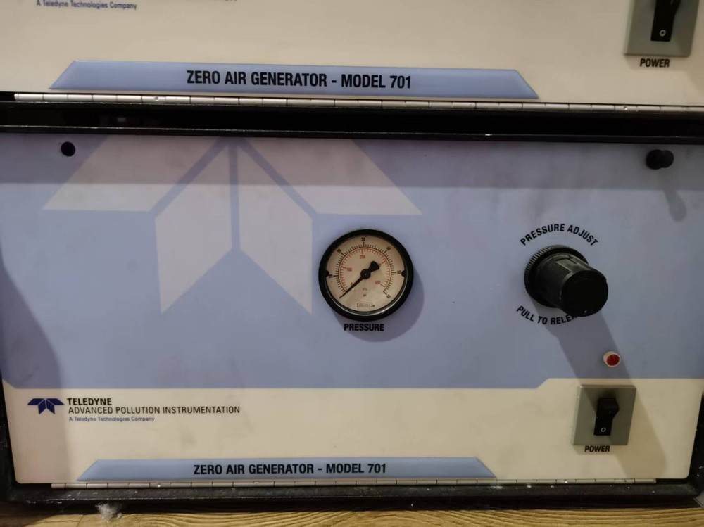 TELEDYNE ADVANCED POLLUTION INSTRUMENTATION ZERO AIR GENERATOR -MODEL 701