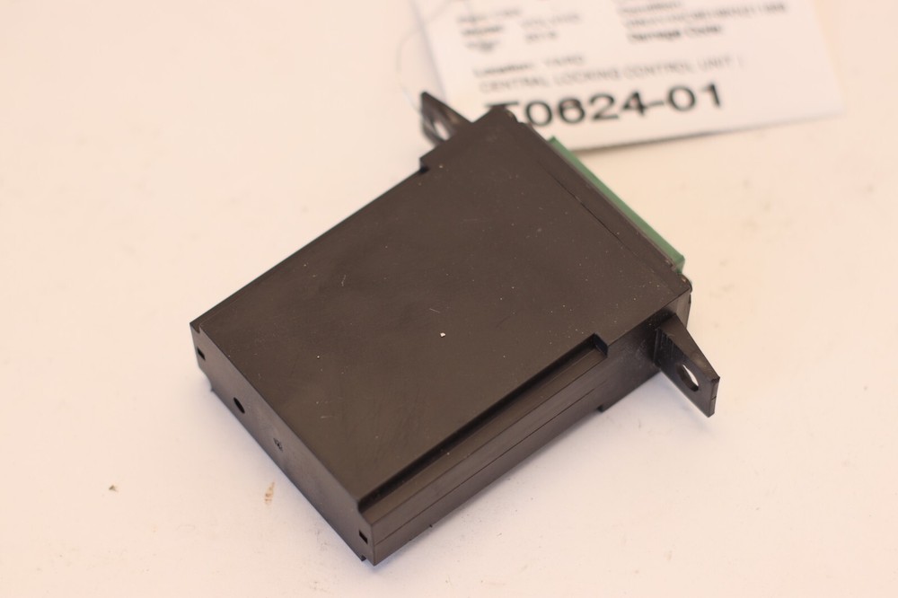 2018-2024 VOLVO VNL D13 CENTRAL KEYLESS LOCKING CONTROL MODULE UNIT OEM