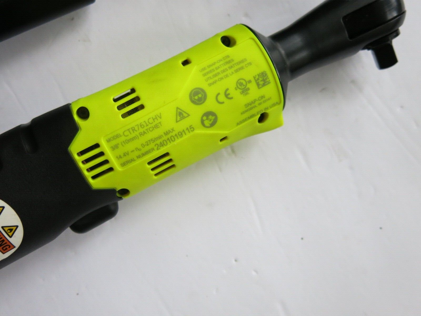 Snap-On CTR761 Hi-Viz 3/8" 14.4v Cordless Ratchet Battery & Charger Set