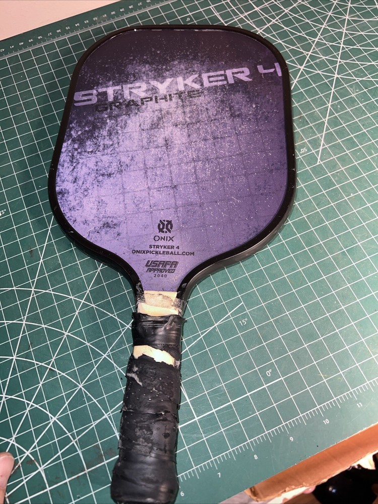 Onix Stryker 4 Pickleball Paddle with Polypropylene Core, Graphite Face Green