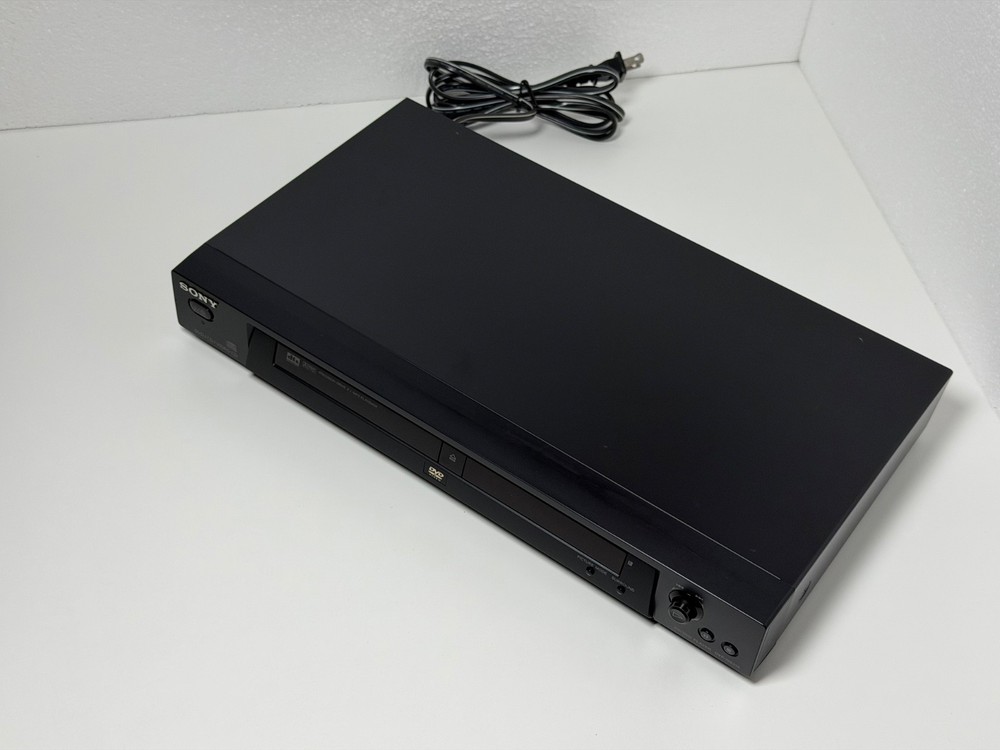 SONY DVD/CD/VIDEO CD/MP3 PLAYER TESTED WORKS!