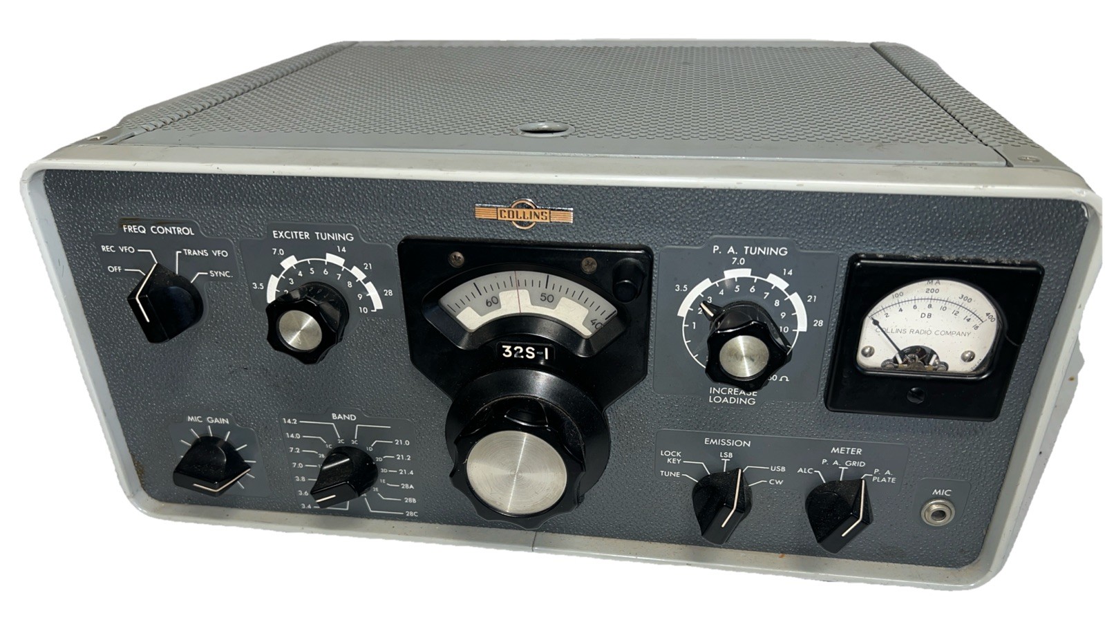 Collins 32S-1 Winged  Emblem Ham Radio Transmitter  Please Read.