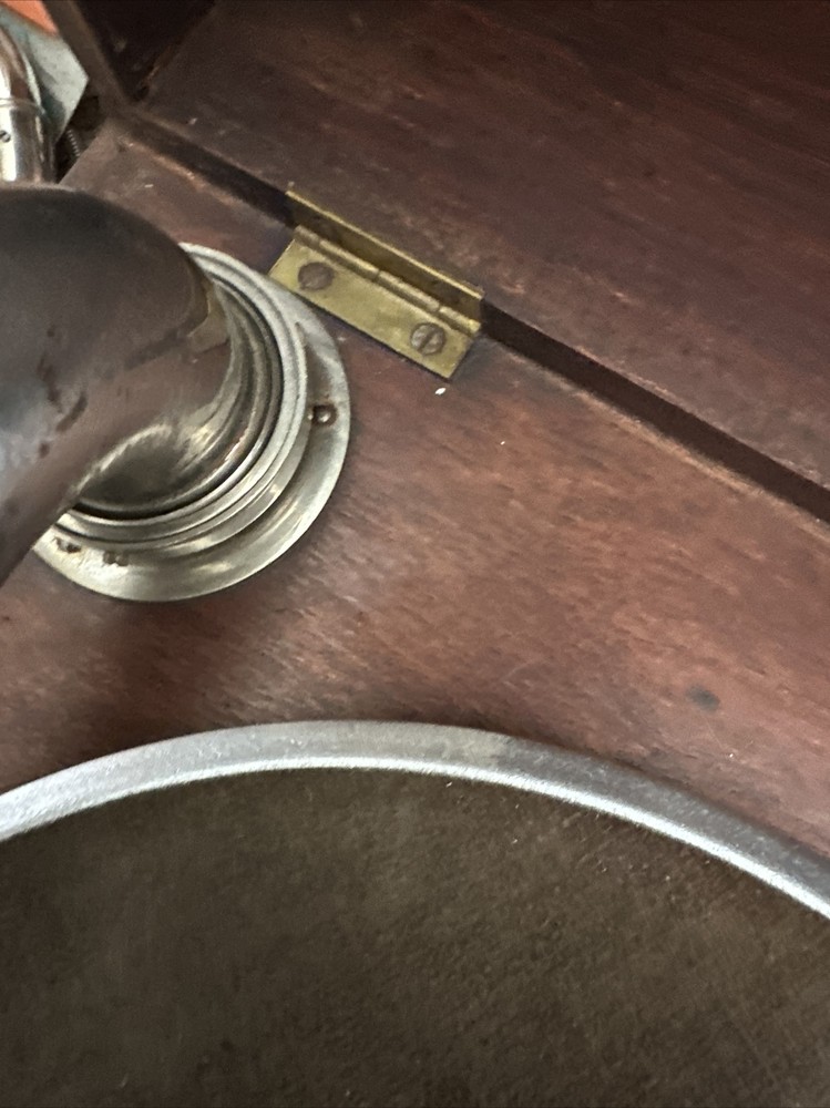 Antique Gramophone Boot Wood Diamond