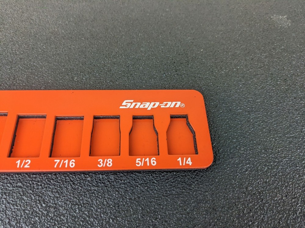 #bn561 Snap On Tools SSL3811O Magnetic Tray 3/8" Drive SAE Socket Set