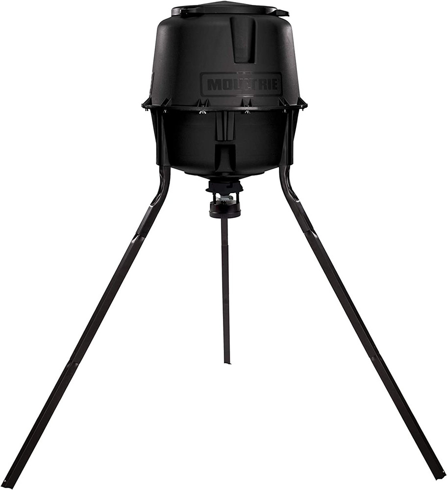 Deer Feeder Standard - 30-Gallon -  Quick-Lock Hopper System - Digital Timer Con