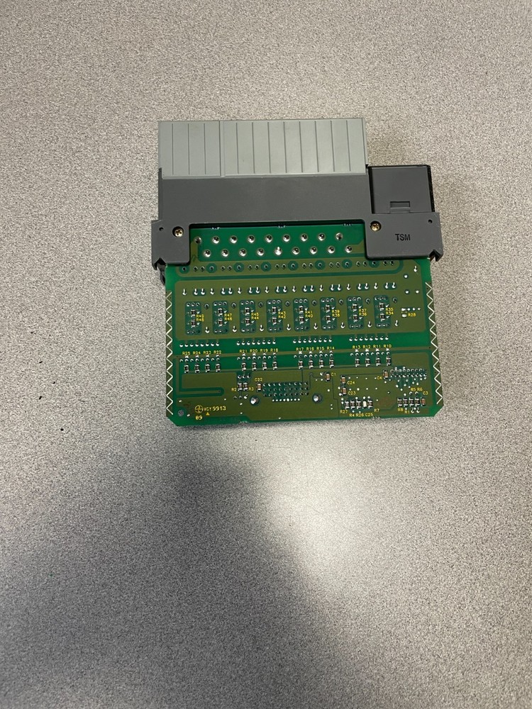 SLC 500 output module 1746-OB16 Good condition