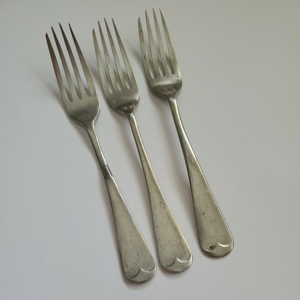 3 Dinner Forks Silverplate Flatware Maker??