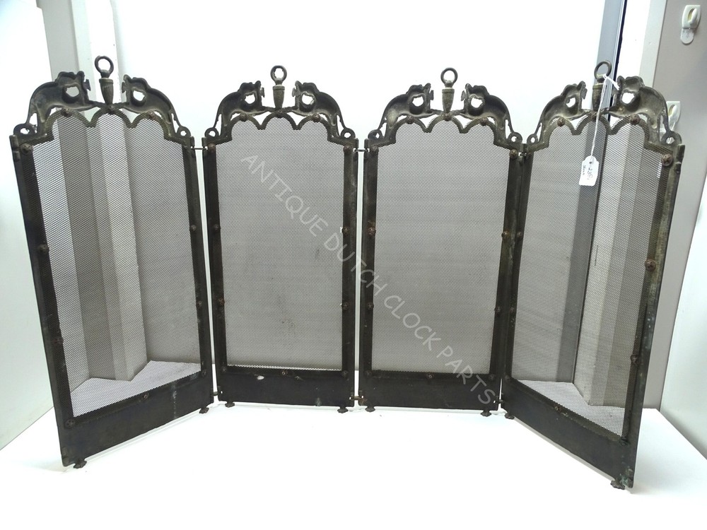VINTAGE FIRE PLACE SCREEN 4 PANELS WITH DRAGONS