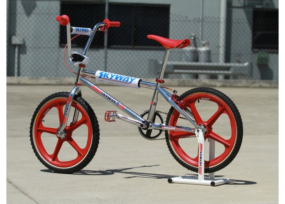 SKYWAY Stolz Stand Chrome