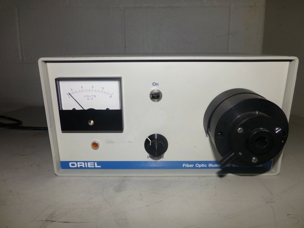 Oriel Fiber Optic Illuminator model 77500
