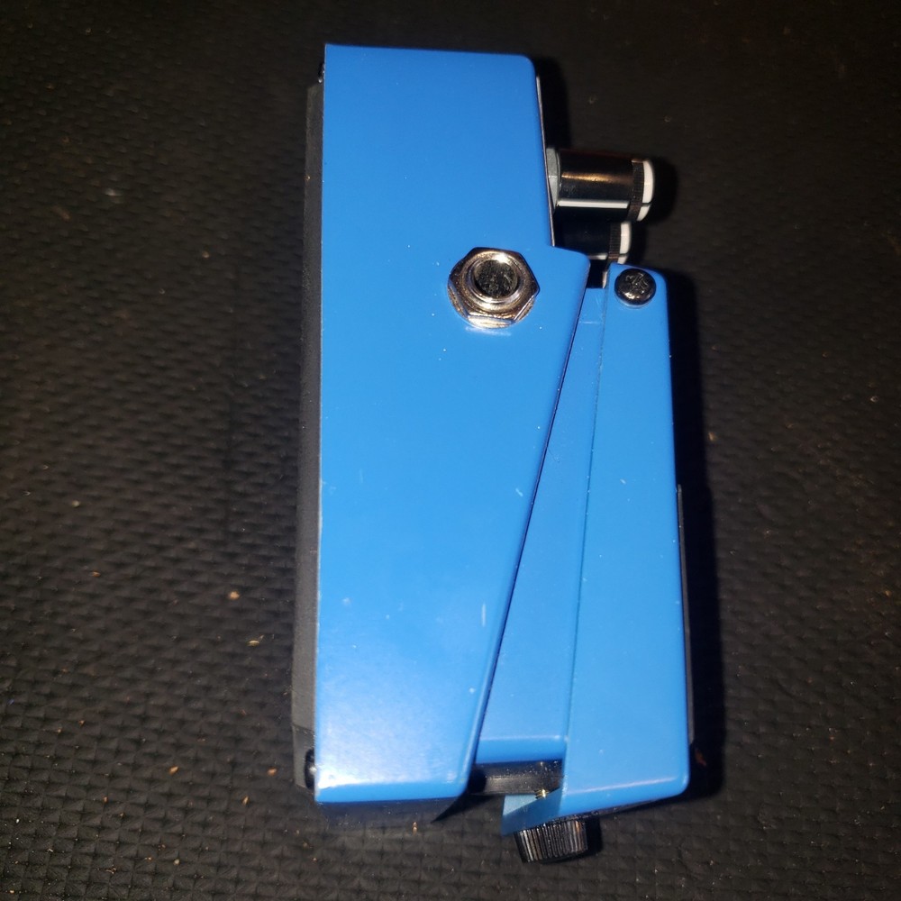 Boss CS-3 Compressor Guitar Effect Pedal
