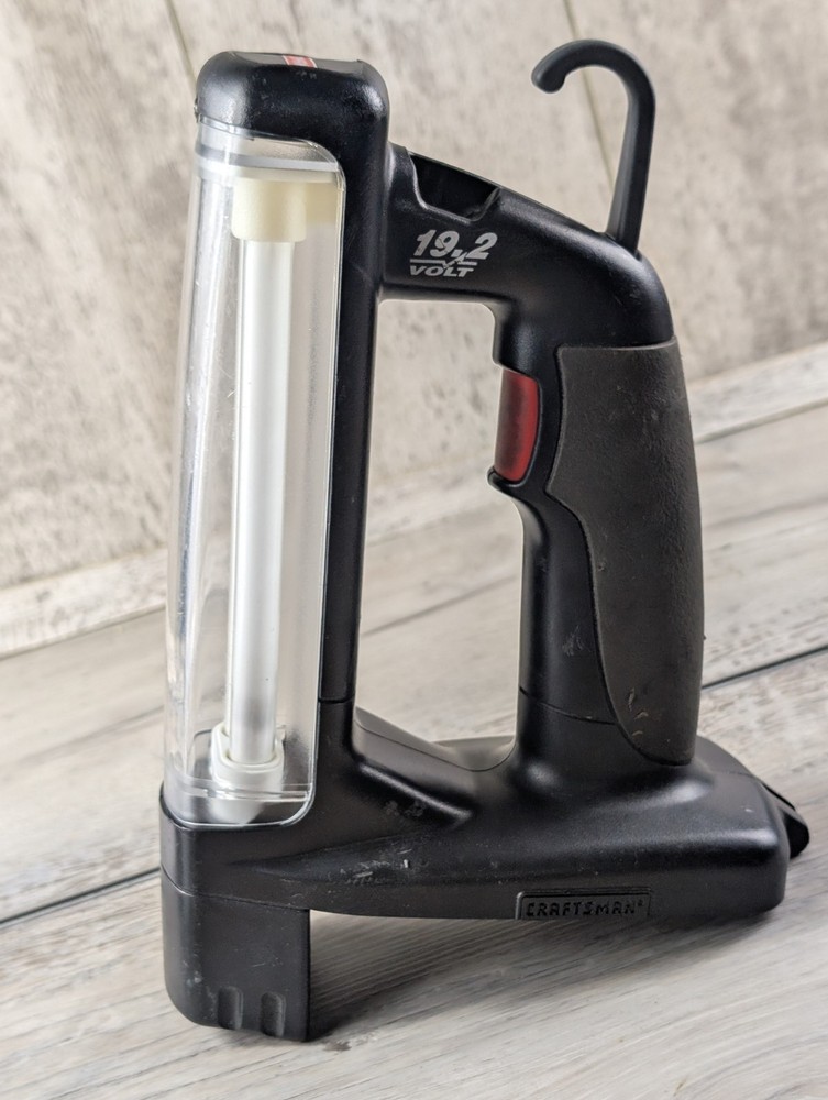 Craftsman C3 19.2v Volt Fluorescent Flashlight Worklight Tested NO BATTERY