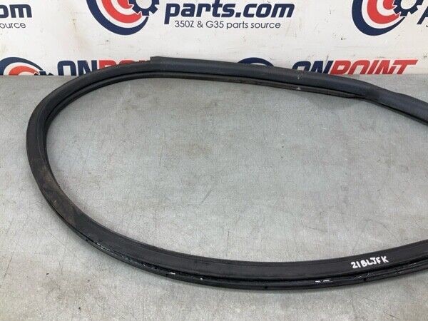 03-09 Nissan 350Z Passenger Coupe Door Frame Weatherstrip 76921CD000 OEM 21Bljfk